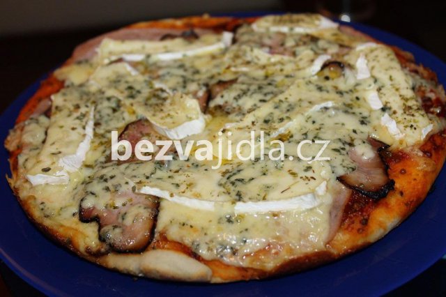 Šunková pizza šunková pizza