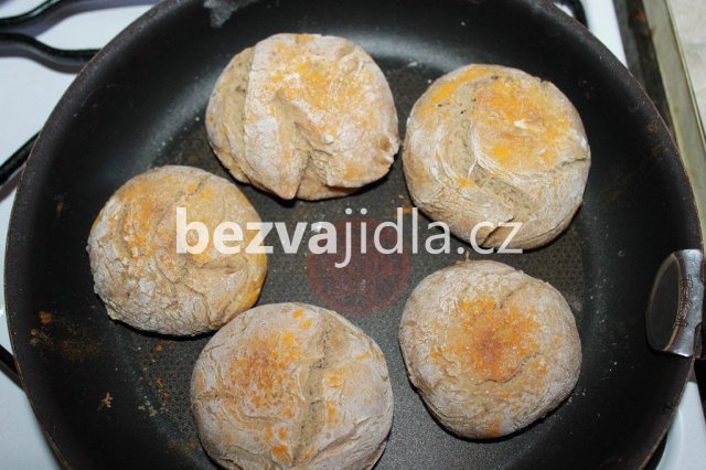 Domácí pečivo s kurkumou domácí pečivo s kurkumou